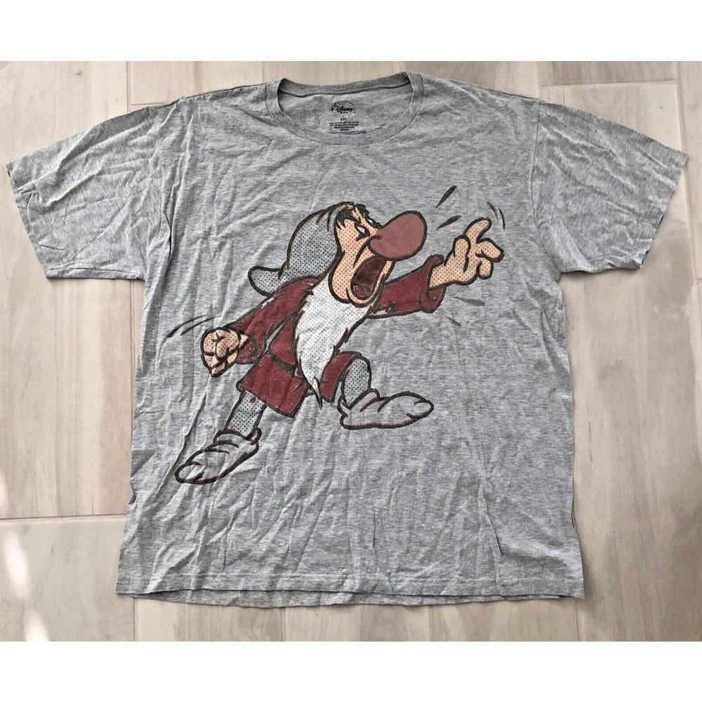 VINTAGE RARE HTF DISNEY STORE GRUMPY FROM SNOW WHITE XXL 2XL GRAY MENS SHIRT